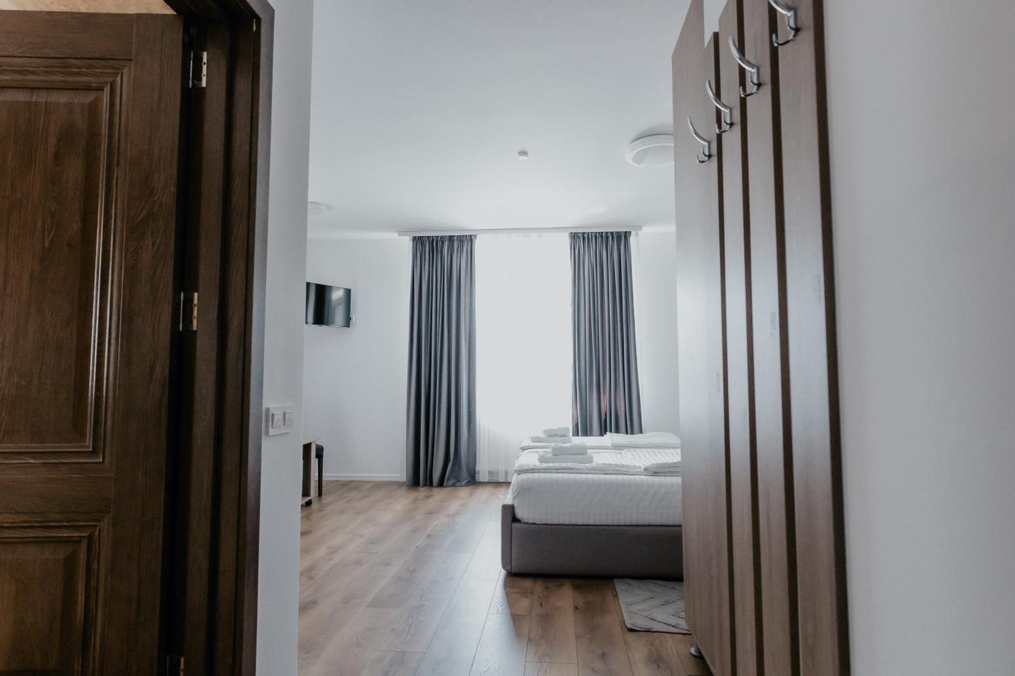 Aparthotel Plevnei2 Cluj Napoca Bagian luar foto